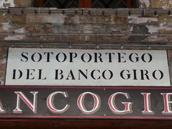 /treks/la-via-dei-gioielli/sotoportego-del-bancogiro/20150107-153525.jpg