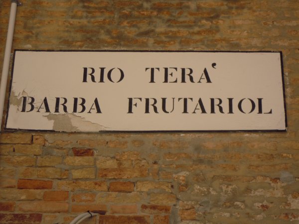 /treks/arteartigianatoperlacasa/rio-tera-barba-frutarol/dscn7134.jpg